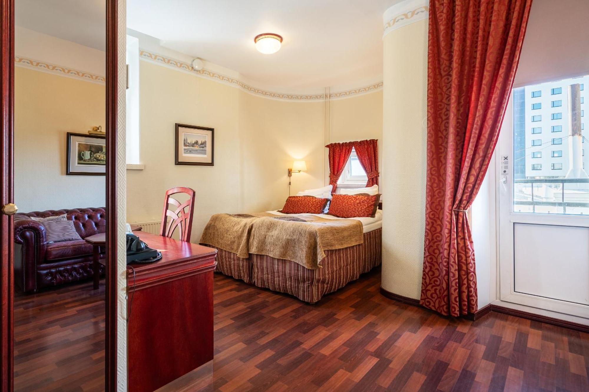 Hotel Astor Vaasa Exteriér fotografie